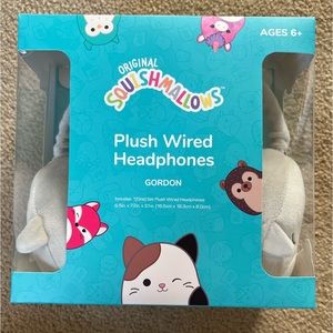Squishmallow Gordon headphones